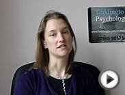 What is a clinical psychologist?